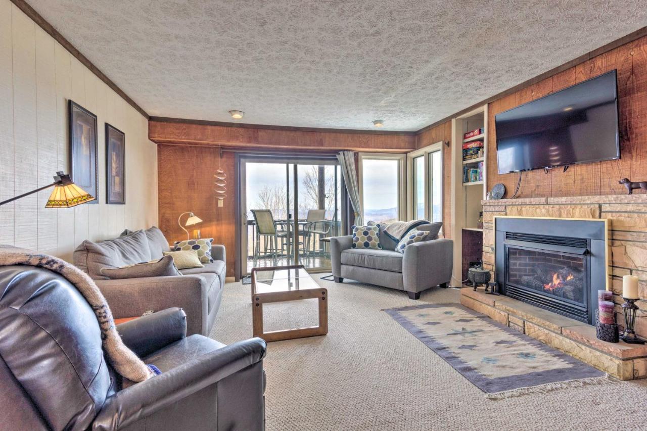 Beech Mountain Retreat With Pool Access Near Slopes! Vila Exterior foto