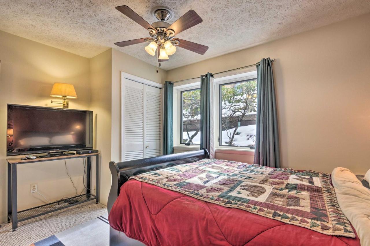 Beech Mountain Retreat With Pool Access Near Slopes! Vila Exterior foto